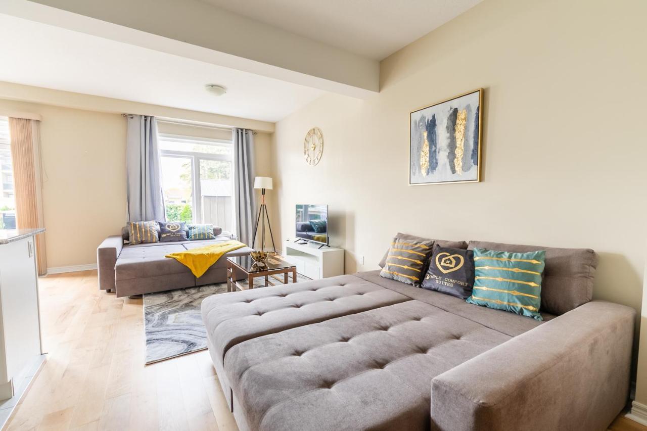 Globalstay Modern Townhomes In Lakeshore Steps To The Beach ハミルトン エクステリア 写真